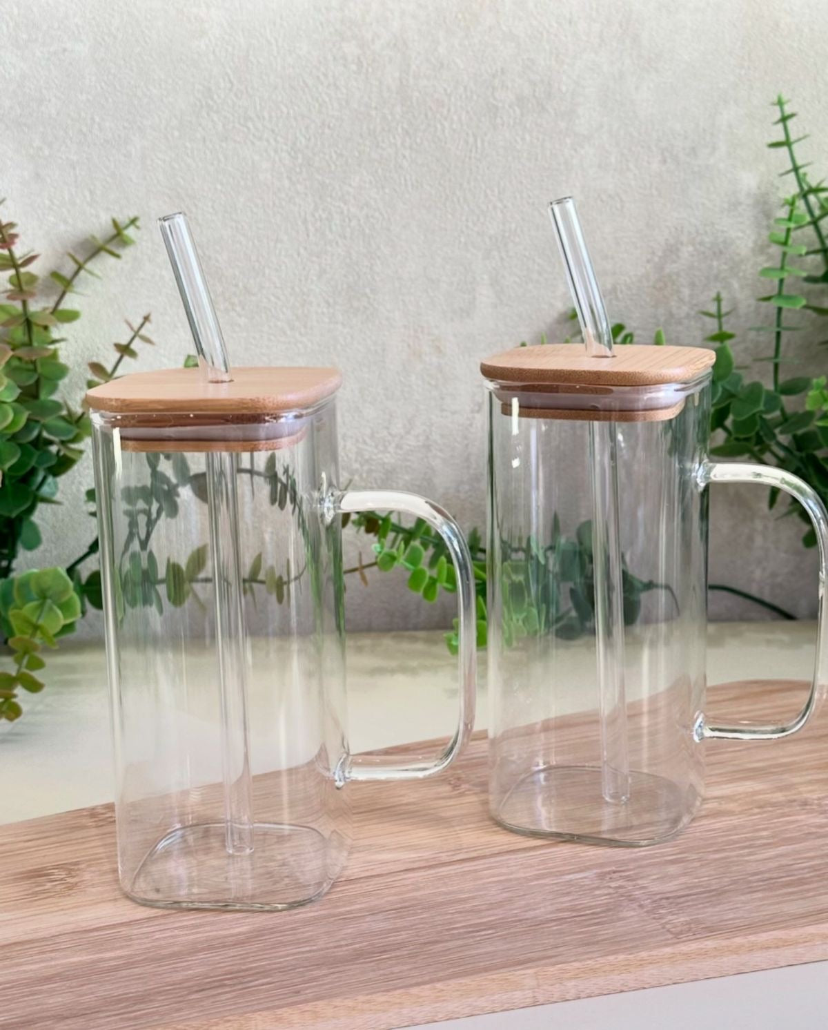 Coffee Can Shaped Glass Mug with Lid & Straw – 540ml
